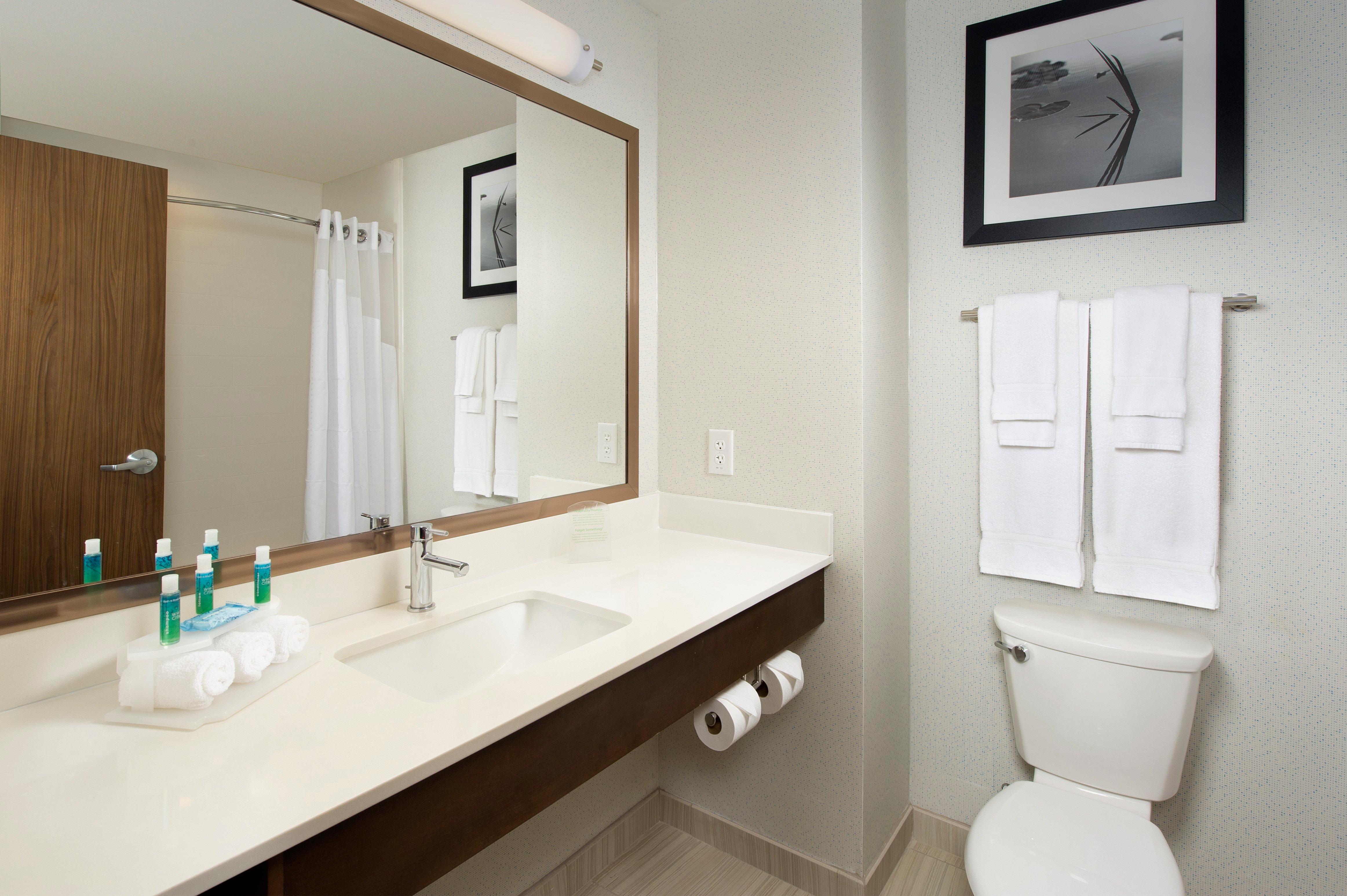 Holiday Inn Express & Suites Bay City By Ihg Экстерьер фото