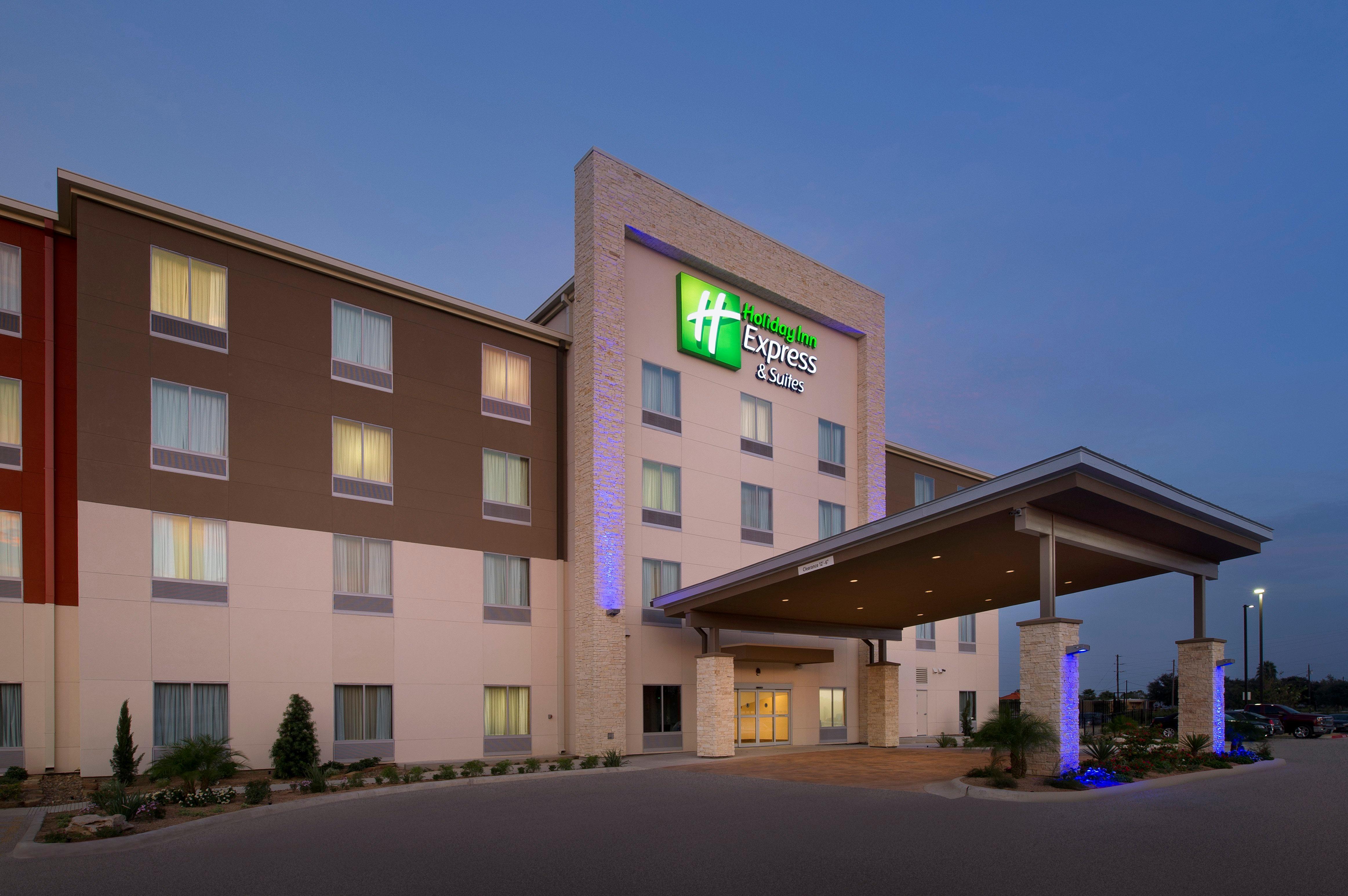 Holiday Inn Express & Suites Bay City By Ihg Экстерьер фото